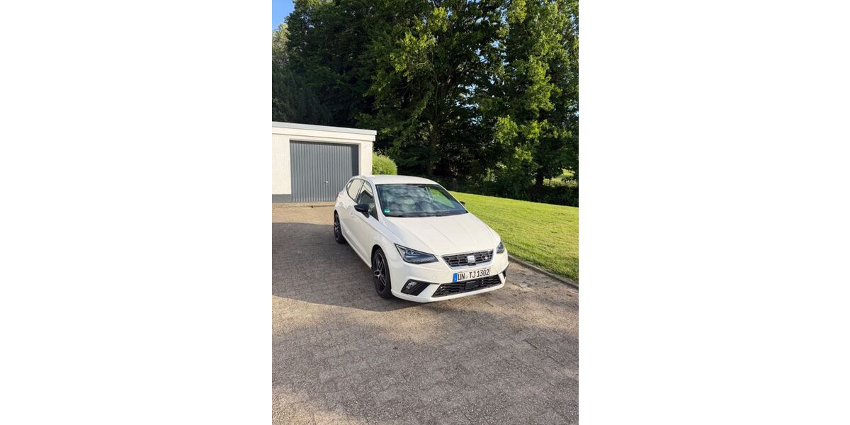 Seat Ibiza 87.000 km 12.900 &euro; Unna 59425