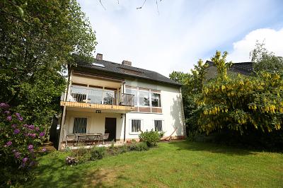 ALLEINSTEHENDER WOHNTRAUM MIT BLICK INS GRÜNE - Mehrfamilienhaus, Wohnhaus Dortmund Hörde | Angebot:26694015