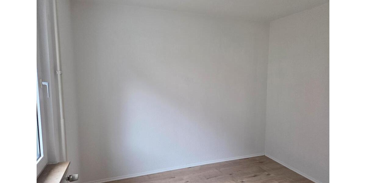 Erdgeschoßwohnung Werdohl - 3 Zimmer, 64 m&sup2;, 386&euro; | Angebot:25103498