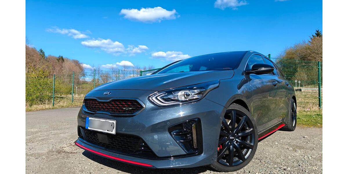 Kia pro ceed / ProCeed 90.000 km 20.900 &euro; Halver 58553