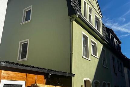 Haus Altena - 9 Zimmer, 170 m&sup2;, 154.000&euro; | Angebot:26998917