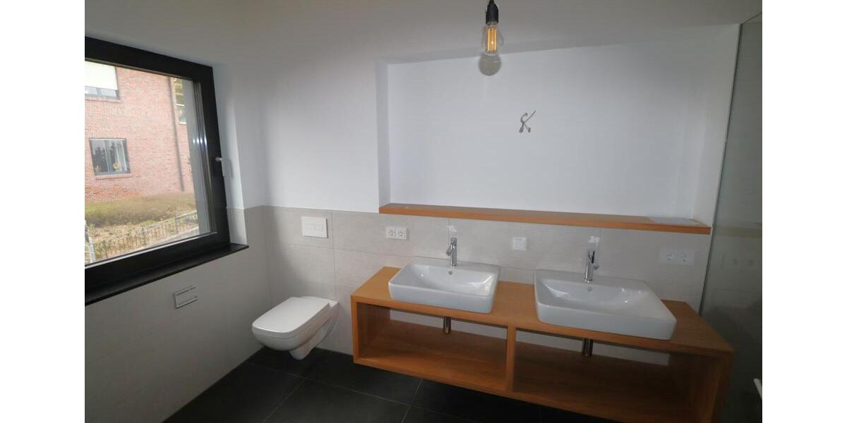 Maisonettenwohnung Hagen Dahl - 4 Zimmer, 210 m&sup2;, 1.800&euro; | Angebot:25904863