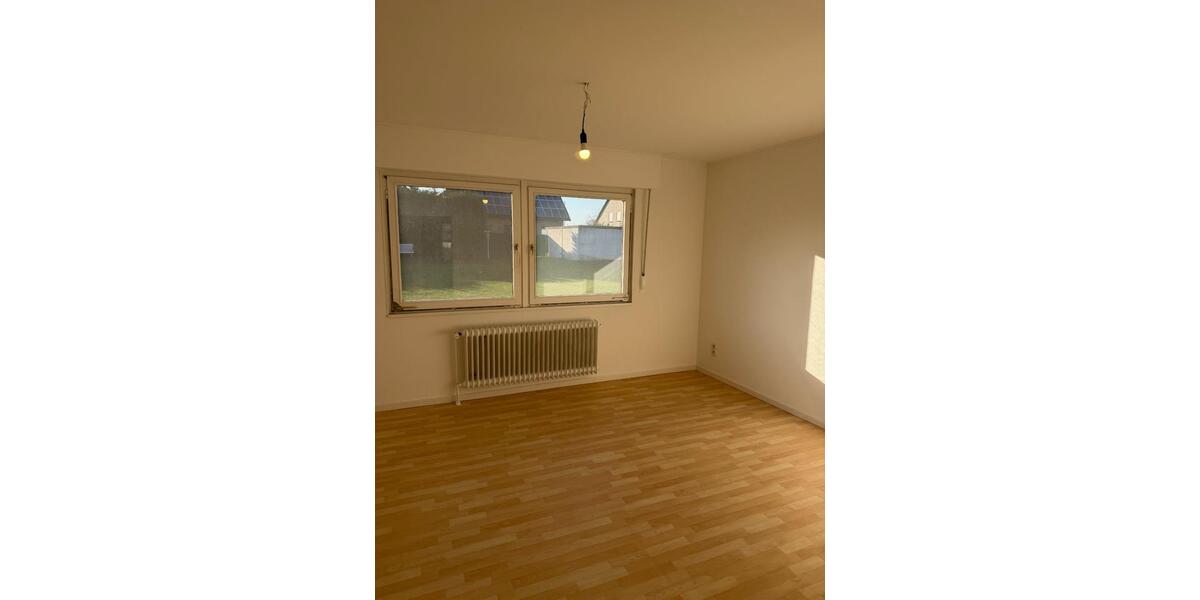 Bungalow Werl - 6 Zimmer, 185 m&sup2;, 1.480&euro; | Angebot:25840045