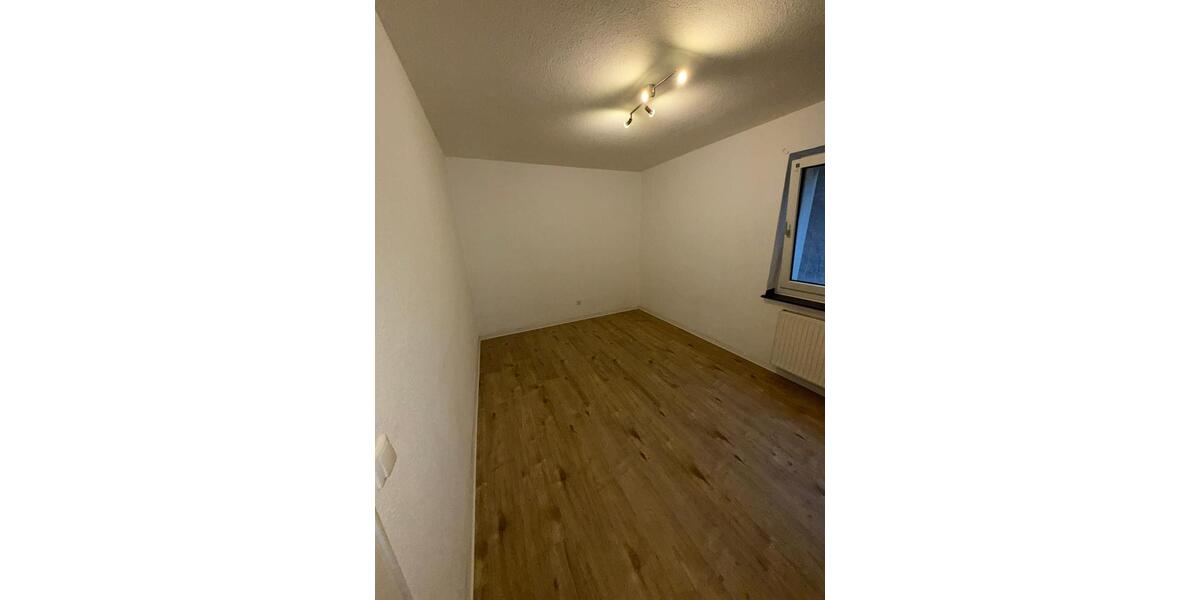 Erdgeschoßwohnung Iserlohn Gerlingsen - 3 Zimmer, 72 m&sup2;, 490&euro; | Angebot:24701014