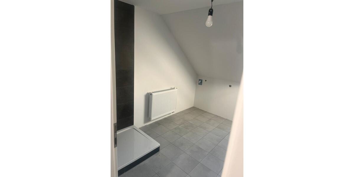 Dachgeschoßwohnung Breckerfeld - 4 Zimmer, 95 m&sup2;, 1.050&euro; | Angebot:24586441