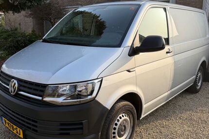 VW T6 Transporter 317.820 km 11.950 &euro; Harderwijk 3841D