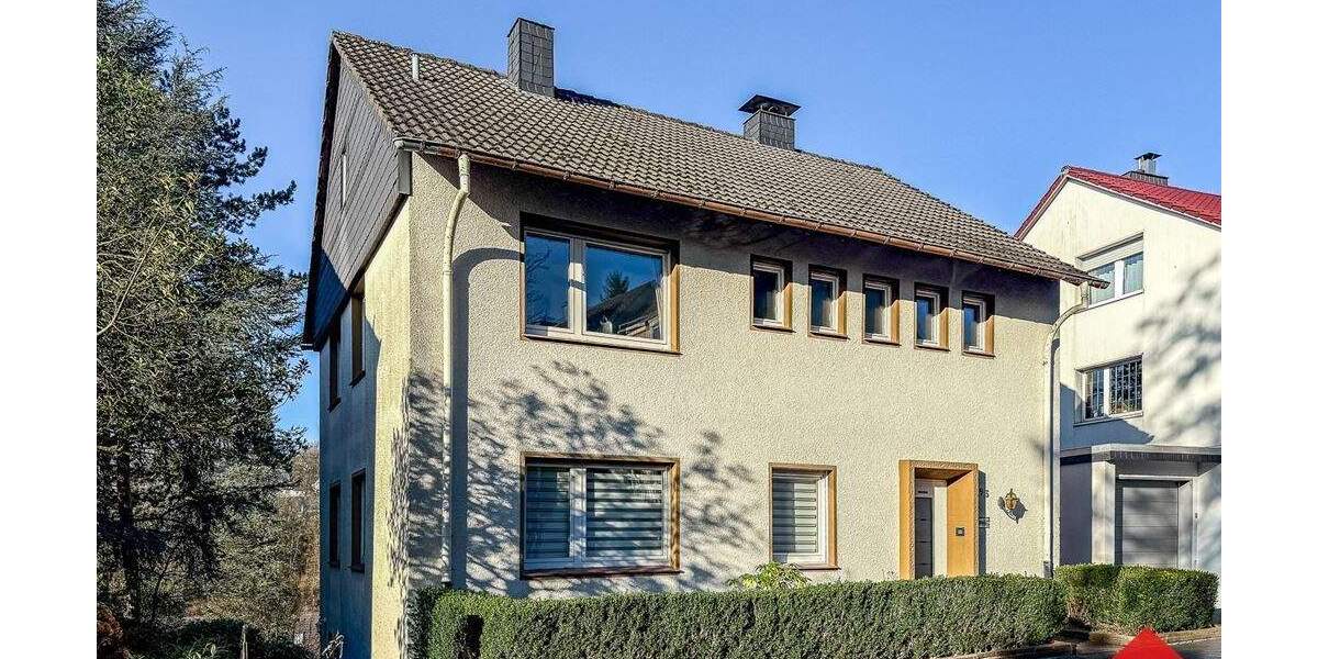 Gepflegtes 3-Familienhaus in Lüdenscheid: Ruhig wohnen, zentral leben - Mehrfamilienhaus, Wohnhaus Lüdenscheid Othlinghausen | Angebot:25142826