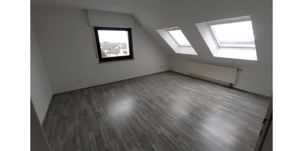 Dachgeschoßwohnung Lüdenscheid Staberg - 2 Zimmer, 58 m&sup2;, 425&euro; | Angebot:24492095