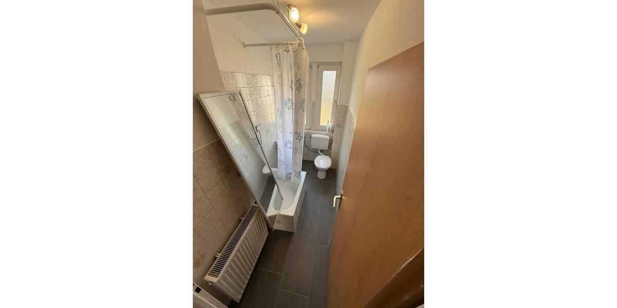 Erdgeschoßwohnung Lüdenscheid - 2 Zimmer, 35 m&sup2;, 400&euro; | Angebot:25903105