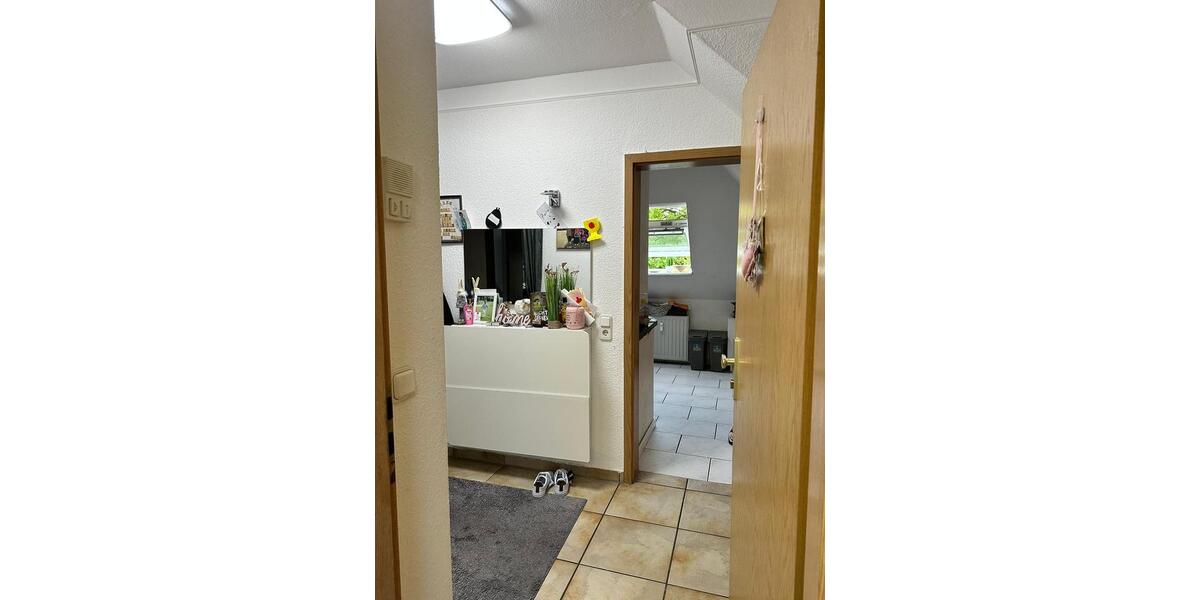 Dachgeschoßwohnung Halver - 4.5 Zimmer, 100 m&sup2;, 850&euro; | Angebot:27545449