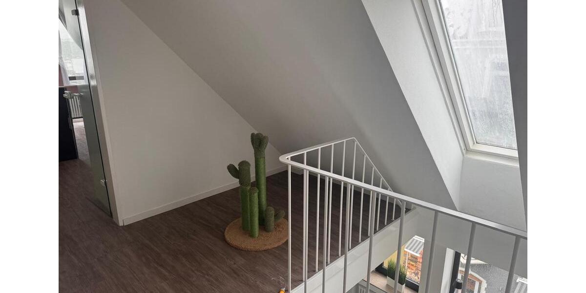 Maisonettenwohnung Arnsberg Rusch - 3 Zimmer, 149 m&sup2;, 1.250&euro; | Angebot:25907512