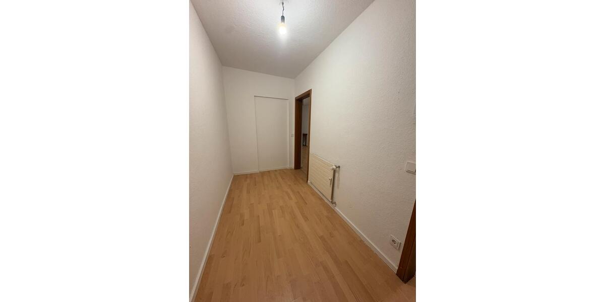Erdgeschoßwohnung Bochum Eppendorf - 1 Zimmer, 34 m&sup2;, 400&euro; | Angebot:25806803