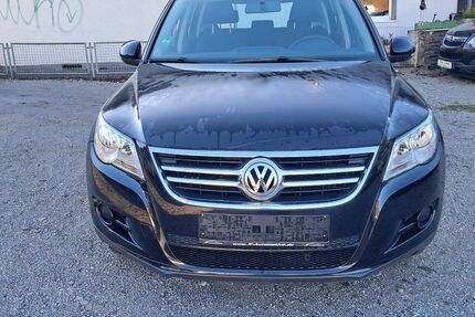 VW Tiguan 144.680 km 2.550 &euro; Dortmund 44309