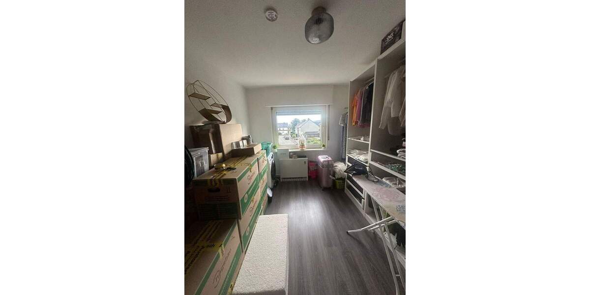 Etagenwohnung Menden Mitte - 3 Zimmer, 66 m&sup2;, 500&euro; | Angebot:26825863