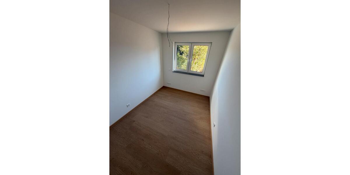 Erdgeschoßwohnung Fröndenberg (Ruhr) - 3 Zimmer, 82 m&sup2;, 960&euro; | Angebot:27565671