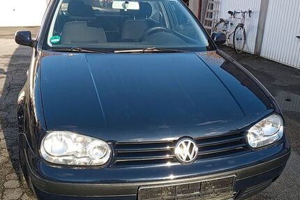 VW Golf 102.000 km 2.280 &euro; dortmund 44137