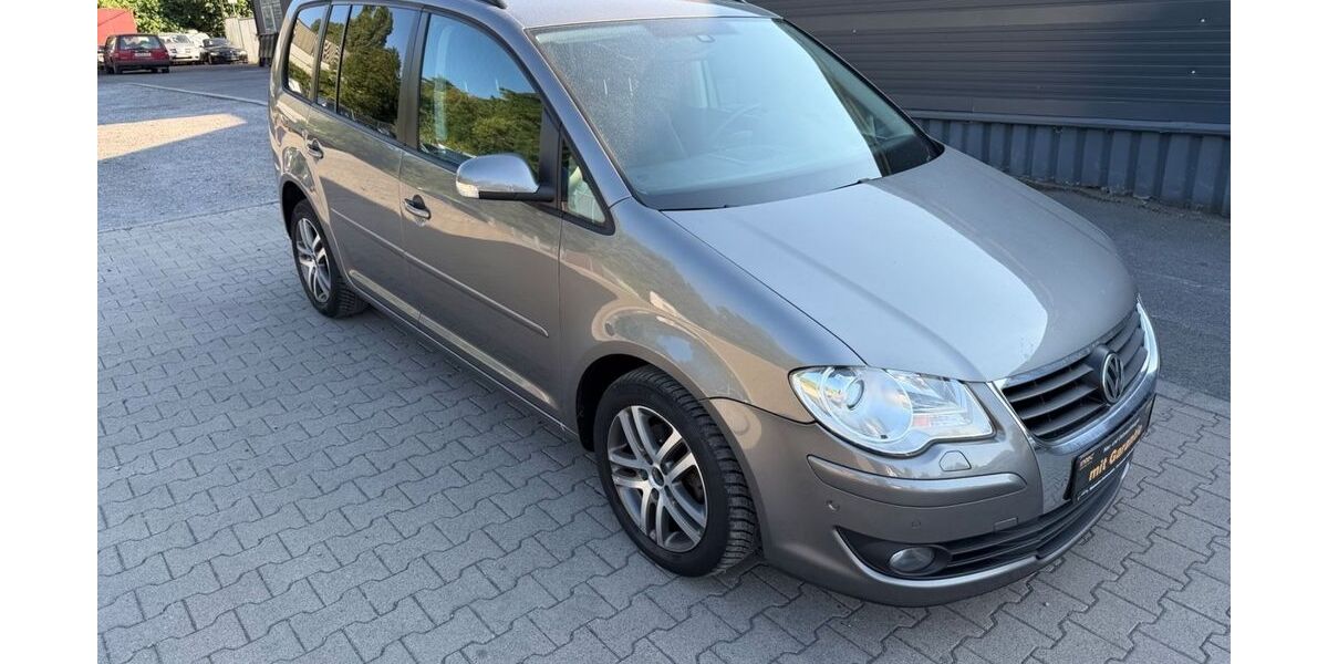 VW Touran 166.000 km 3.990 &euro; Dortmund 44319