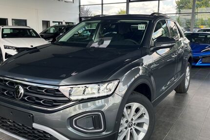 VW T-Roc 15.841 km 27.470 &euro; Lünen 44536