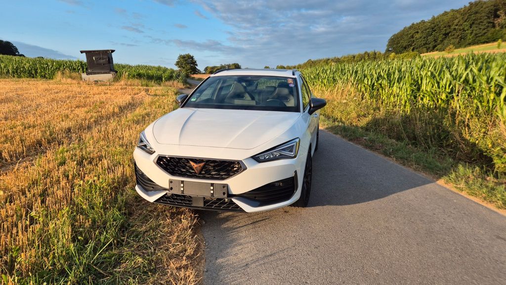 Cupra Leon 42.000 km 28.500 &euro; Balve 58802