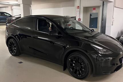 Tesla Model Y 26.010 km 31.000 &euro; Bochum 44799