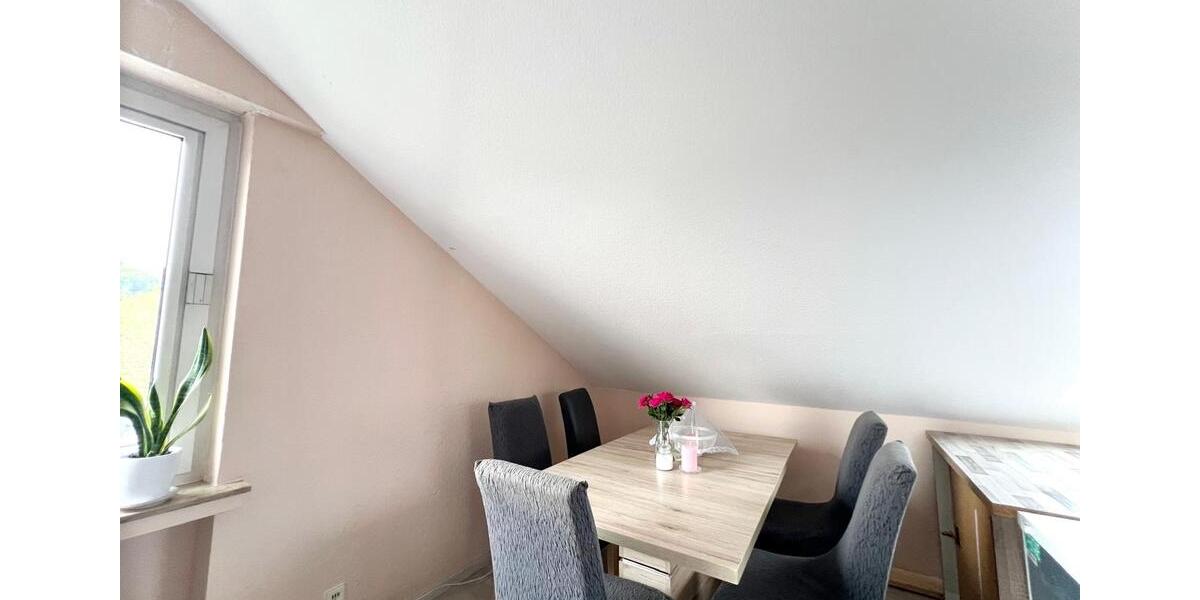 Dachgeschoßwohnung Hagen Hohenlimburg - 2 Zimmer, 60 m&sup2;, 670&euro; | Angebot:27572518