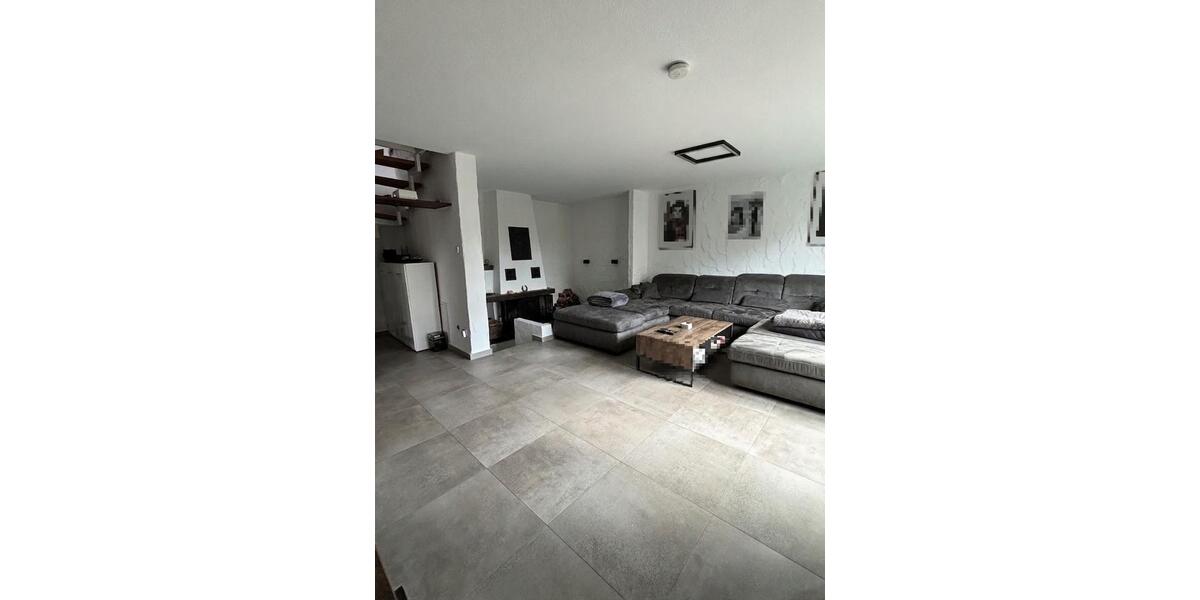 Etagenwohnung Lüdenscheid Othlinghausen - 5 Zimmer, 151 m&sup2;, 395.000&euro; | Angebot:27464757