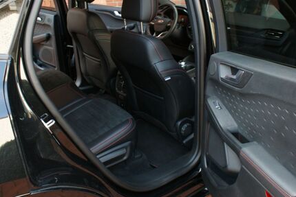 Ford Kuga 57.000 km 21.800 &euro; Kamen 59874