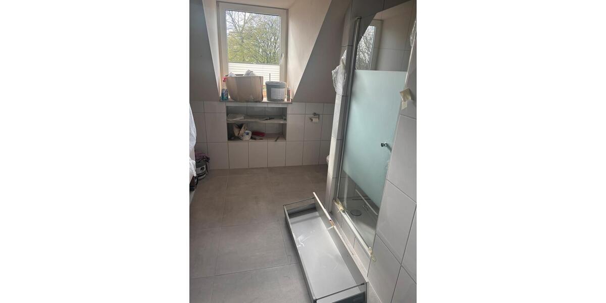 Dachgeschoßwohnung Dortmund Brackel - 3 Zimmer, 98 m&sup2;, 1.400&euro; | Angebot:25933027