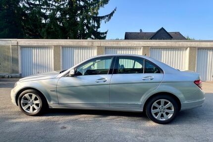 Mercedes-Benz C 230 134.000 km 9.450 &euro; Herne 44653