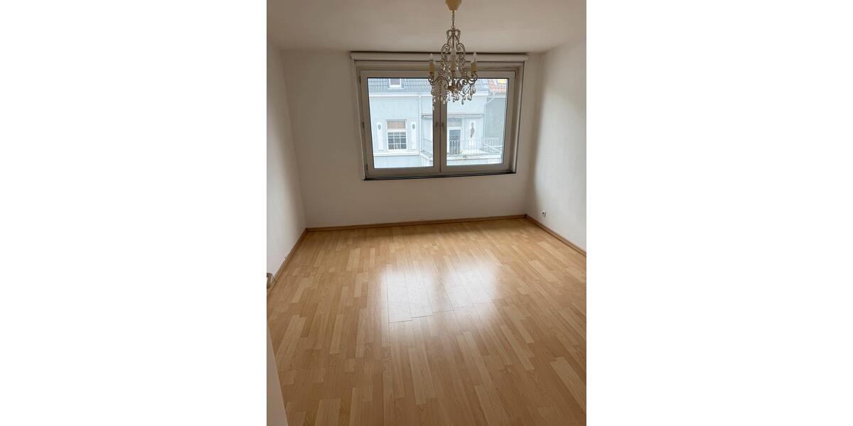 Hochparterre Dortmund Brackel - 3 Zimmer, 87 m&sup2;, 907&euro; | Angebot:25934324