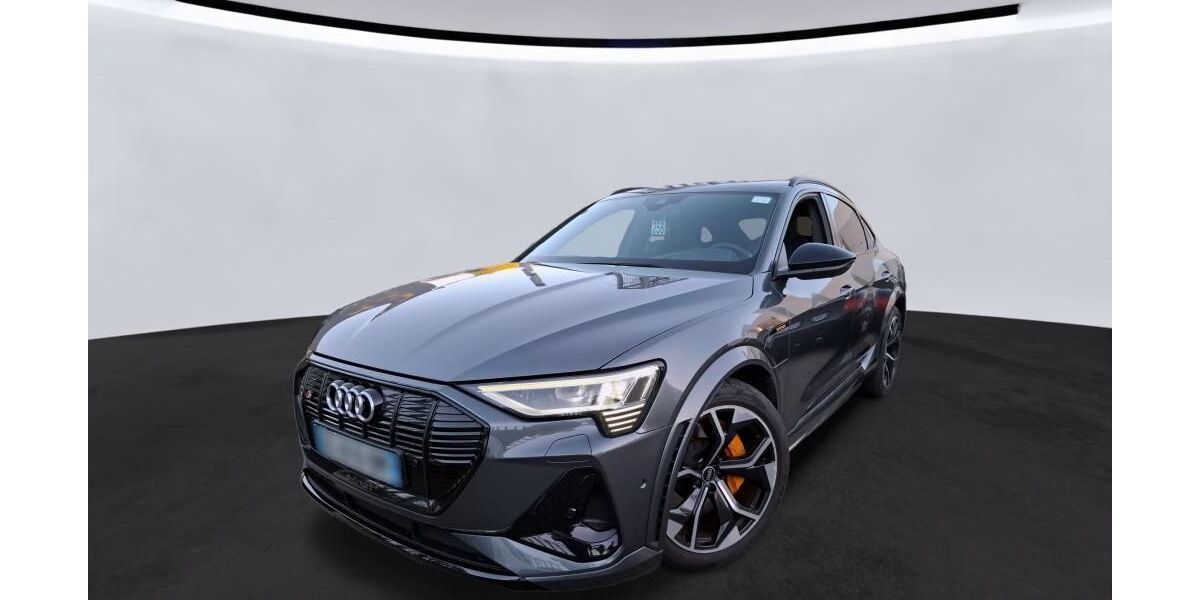 Audi e-tron 112.378 km 36.085 &euro; Hagen 58091