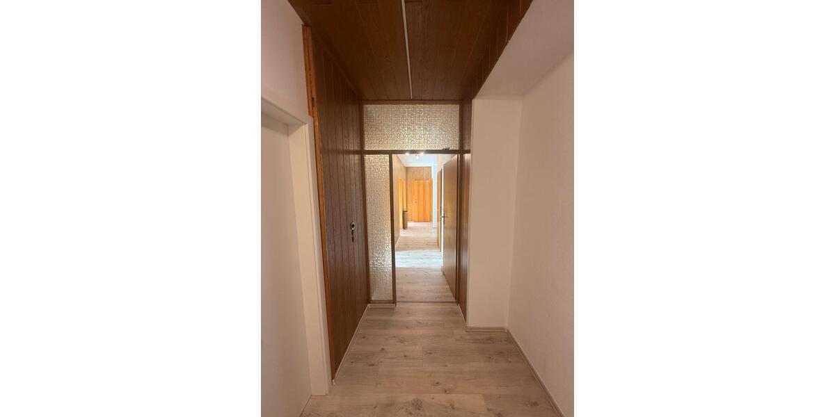 Etagenwohnung Werne - 5 Zimmer, 10 m&sup2;, 410&euro; | Angebot:26481172