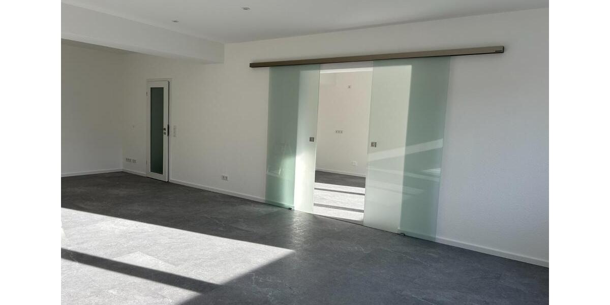 Etagenwohnung Arnsberg Rusch - 3 Zimmer, 100 m&sup2;, 950&euro; | Angebot:24641468