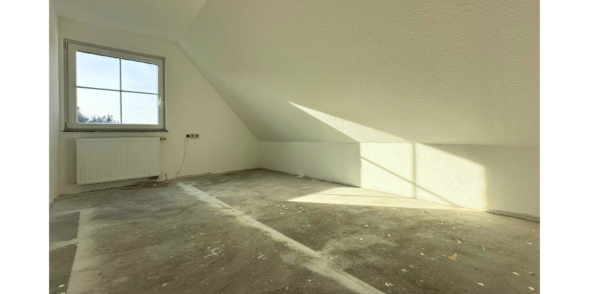 Etagenwohnung Balve - 5 Zimmer, 100 m&sup2;, 750&euro; | Angebot:25880165