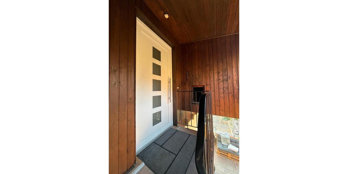 Dachgeschoßwohnung Lüdenscheid Augustenthal - 2 Zimmer, 65 m&sup2;, 600&euro; | Angebot:25857336