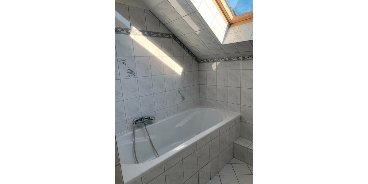 Mehrfamilienhaus, Wohnhaus Witten - 12 Zimmer, 85 m&sup2;, 1.300&euro; | Angebot:24242261