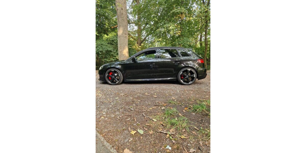 Audi RS3 47.000 km 38.900 &euro; HEMER 58675