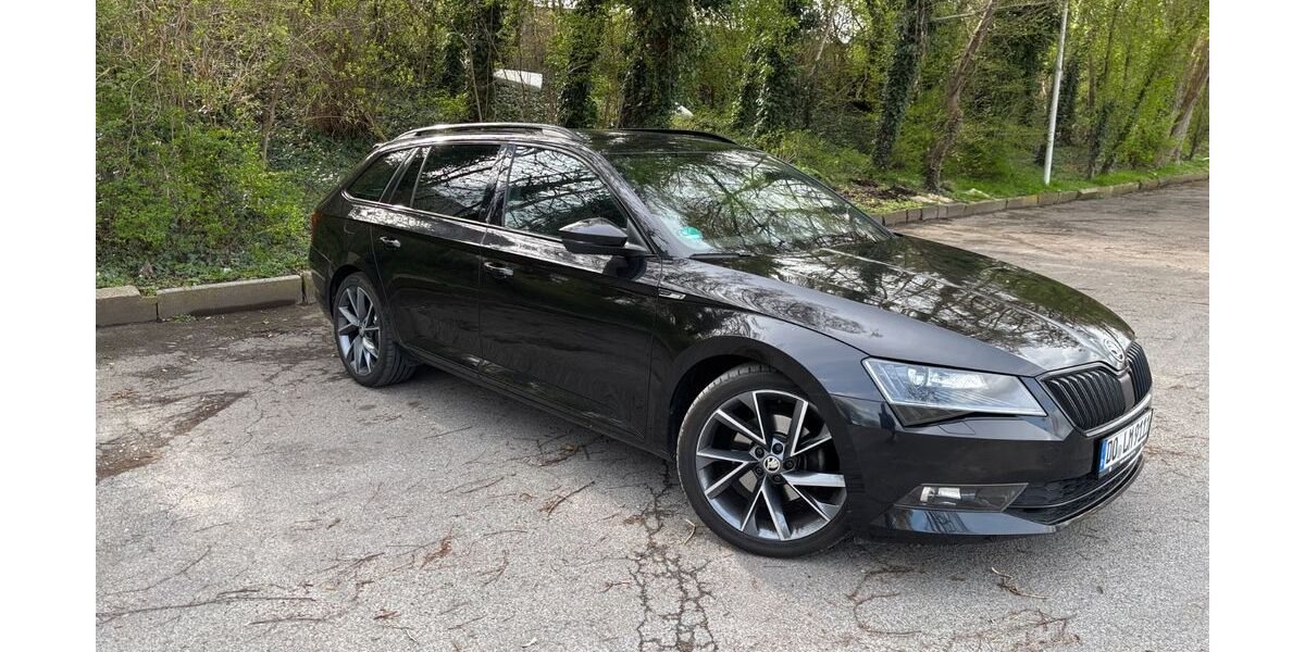 Skoda Superb 97.600 km 24.800 &euro; Dortmund 44287