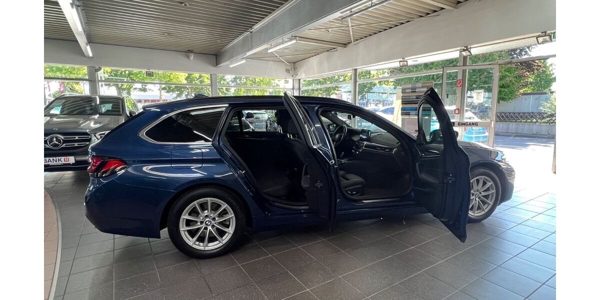 BMW 520 71.540 km 35.400 &euro; Werl 59457