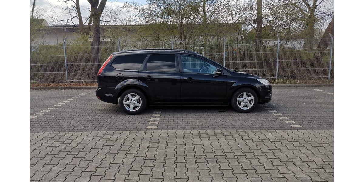 Ford Focus II Kombi 244.000 km 3.500 &euro; Witten 58452
