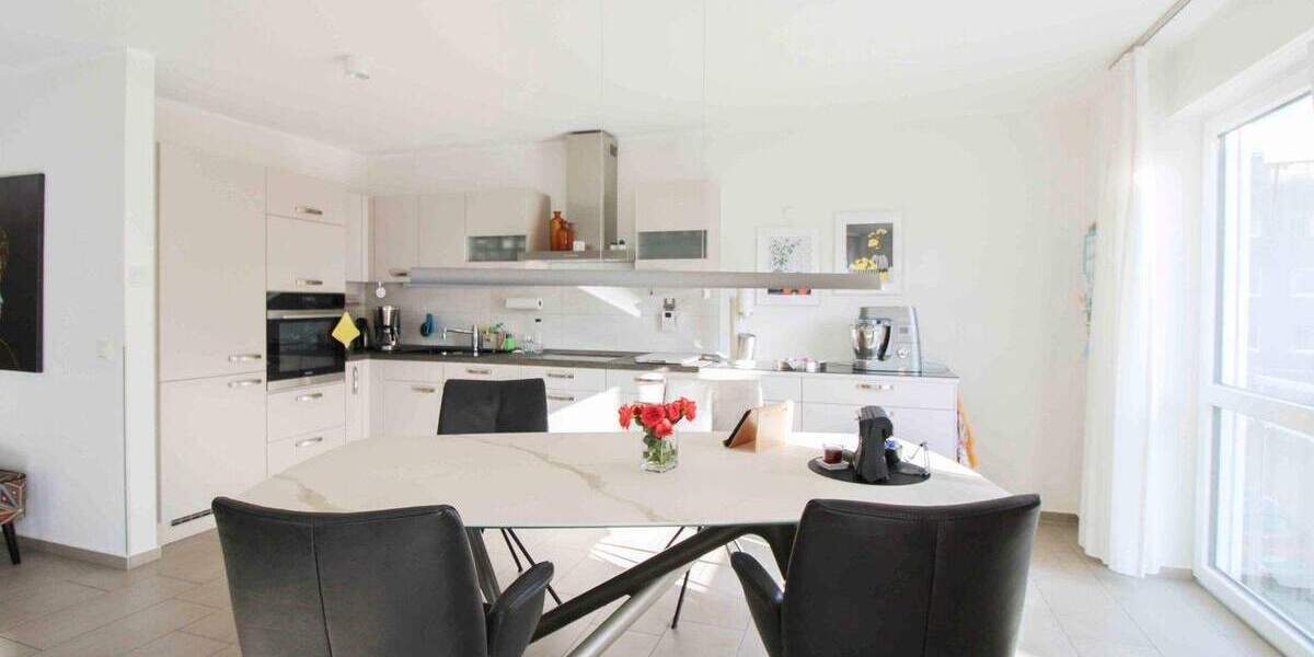 Etagenwohnung Schwerte - 3 Zimmer, 101 m&sup2;, 299.000&euro; | Angebot:25749982