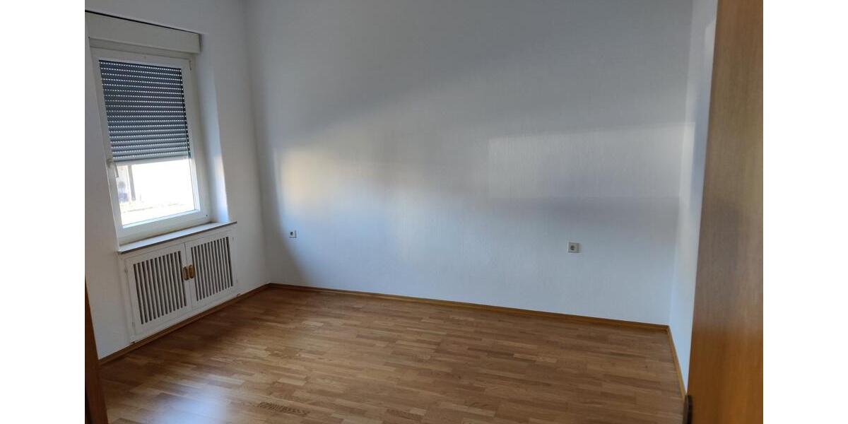 Erdgeschoßwohnung Schwerte - 3 Zimmer, 64 m&sup2;, 500&euro; | Angebot:27601187