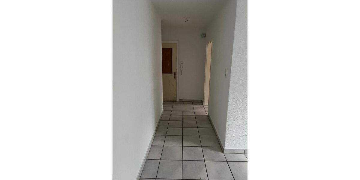 Dachgeschoßwohnung Iserlohn - 2 Zimmer, 48 m&sup2;, 400&euro; | Angebot:25571217