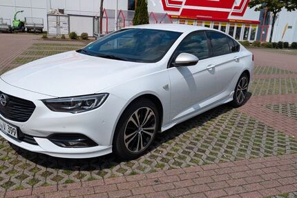 Opel Insignia 124.000 km 11.990 &euro; Dortmund 44143