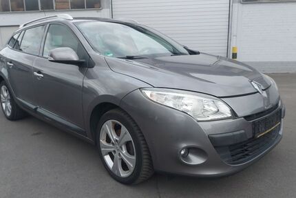 Renault Megane 179.000 km 2.450 &euro; Holzwickede 59439