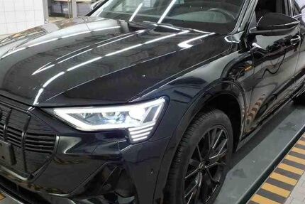 Audi e-tron 41.995 km 37.055 &euro; Hagen 58091