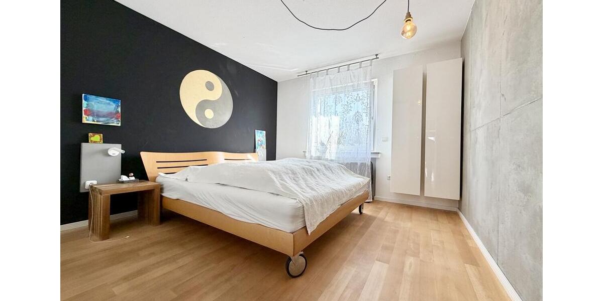 Etagenwohnung Bochum Höntrop - 3.5 Zimmer, 90 m&sup2;, 1.100&euro; | Angebot:26003850