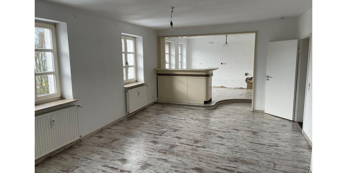 Dachgeschoßwohnung Lüdenscheid - 3.5 Zimmer, 88 m&sup2;, 700&euro; | Angebot:24864412
