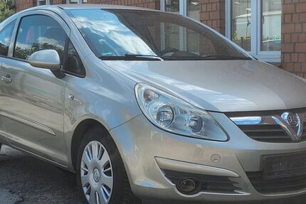 Opel Corsa 169.000 km 2.300 &euro; Dortmund 44145
