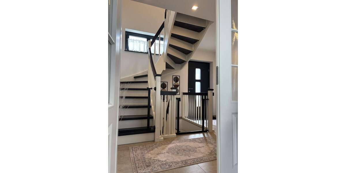 Einfamilienhaus Ennepetal - 7 Zimmer, 148 m&sup2;, 649.000&euro; | Angebot:26521622